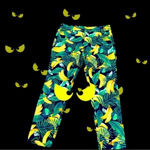 Old Navy Banana print Pixie Ankle Pants Size 8 Tropical Print Pockets